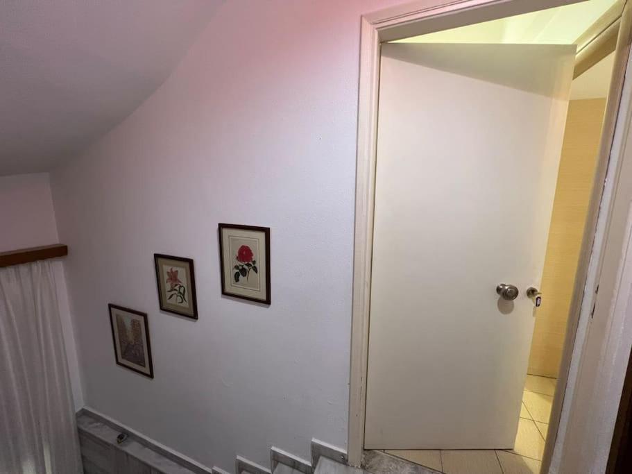 Apartment Local Apt Near Lights 2 *